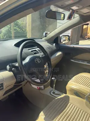 Toyota Belta 2007 Yellow