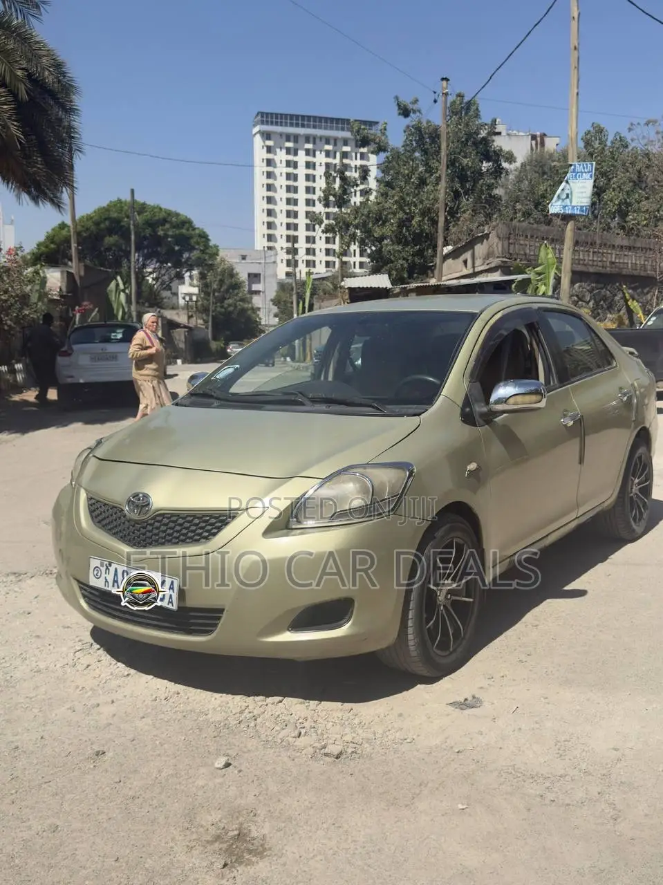 Toyota Belta 2007 Yellow