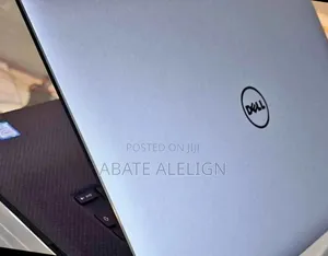 New Laptop Dell Precision 15 3520 16GB Intel Core I7 SSD 512GB