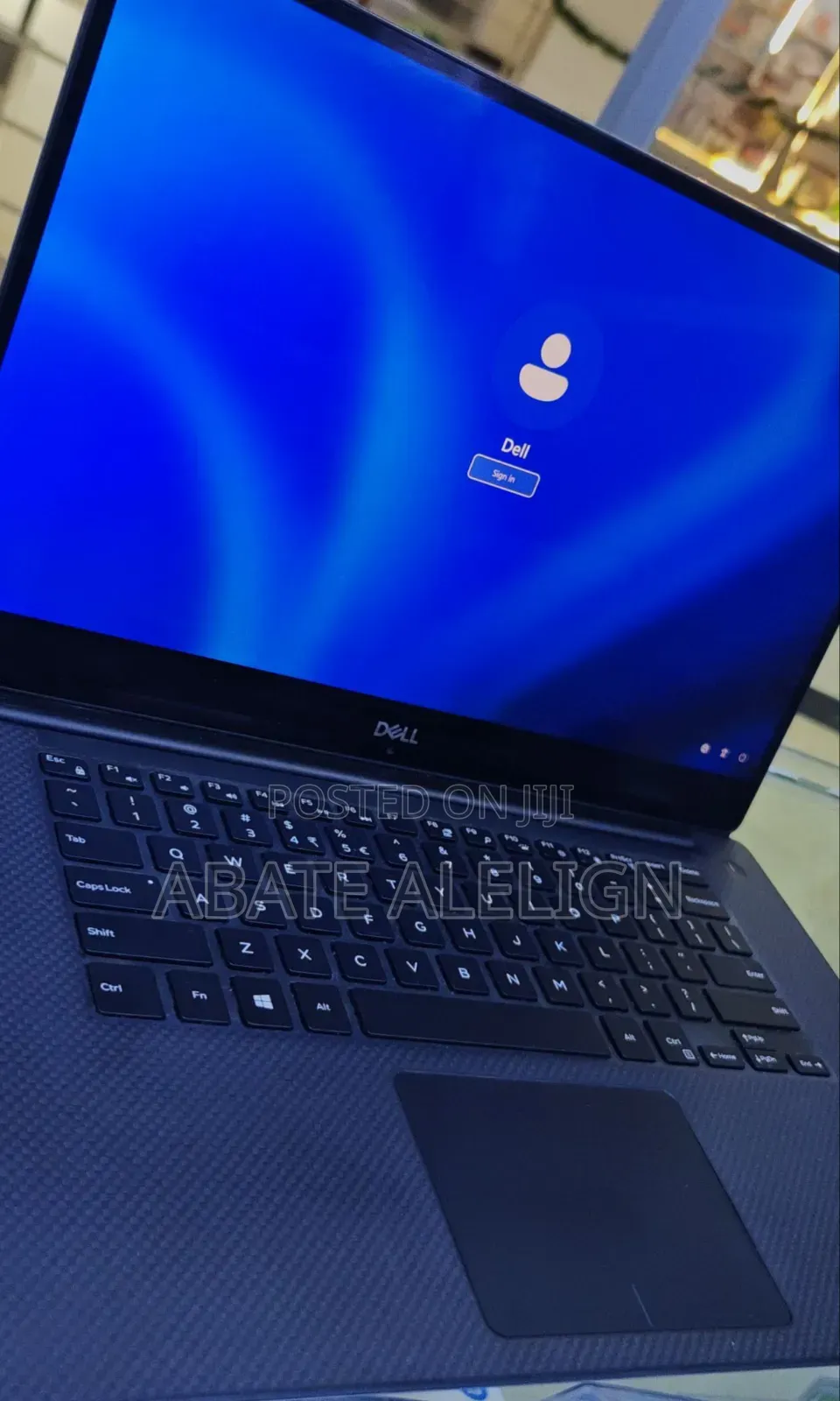 New Laptop Dell Precision 15 3520 16GB Intel Core I7 SSD 512GB