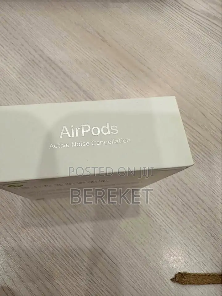 Original Airpods Pro 4