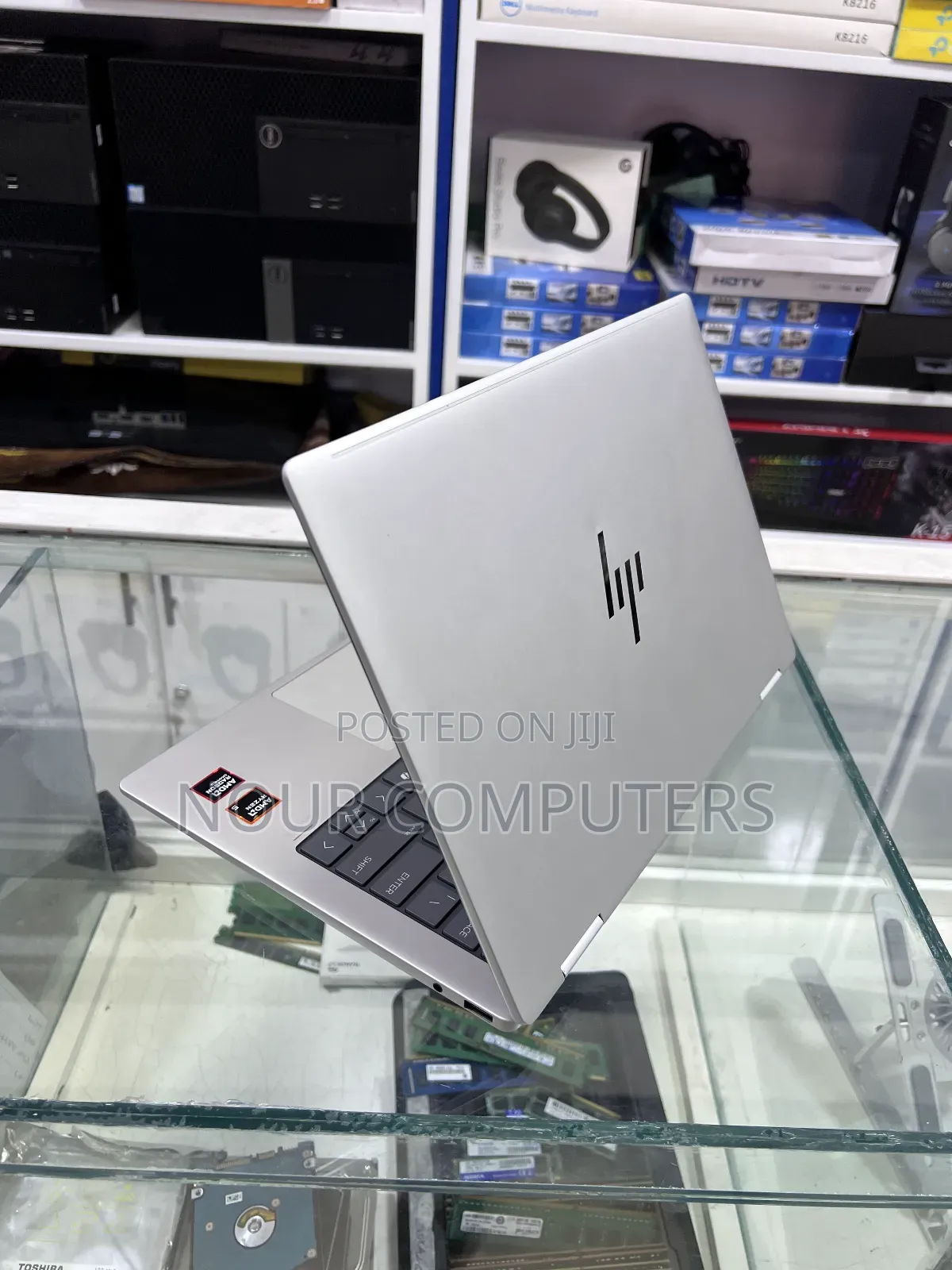 Laptop HP Envy X360 16GB AMD Ryzen 5 SSD 1T