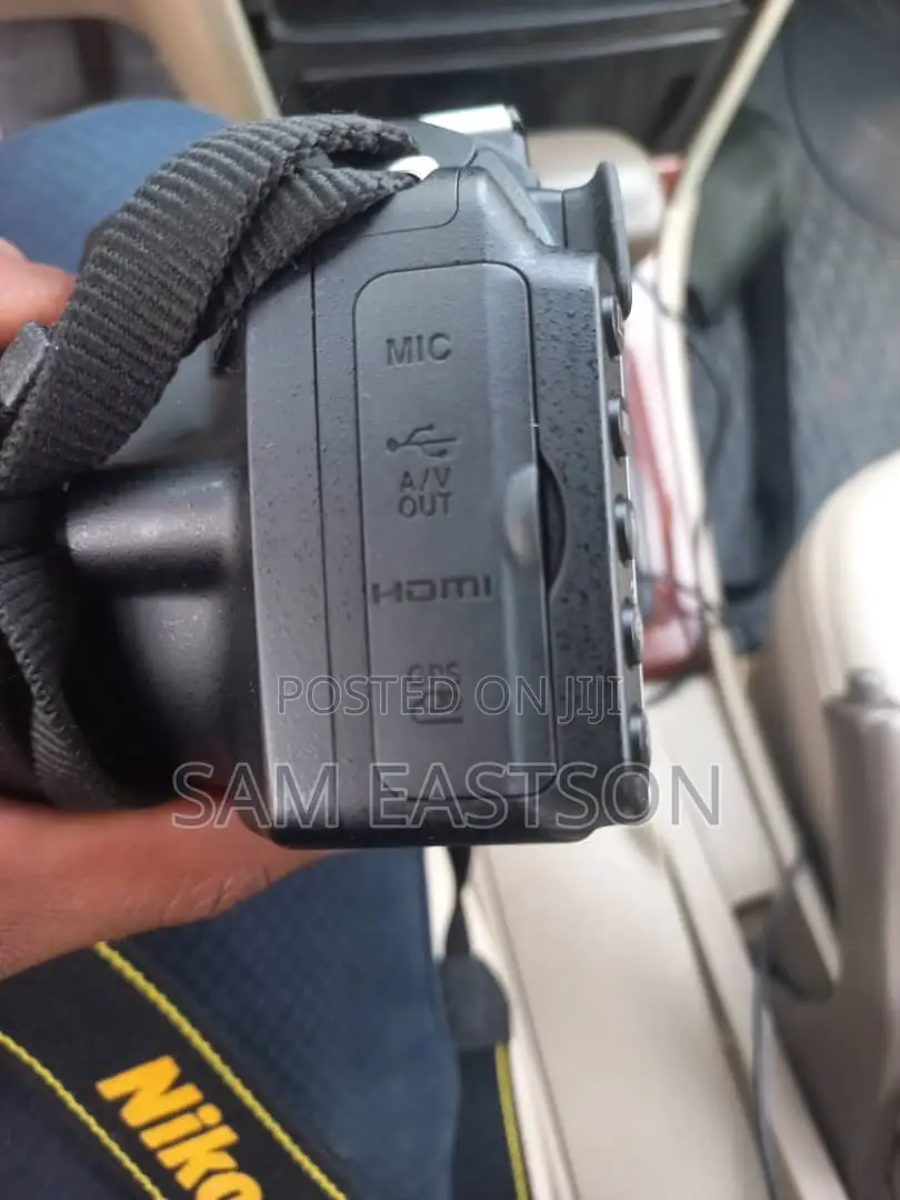 Nikon D 3200 Brand New Europe