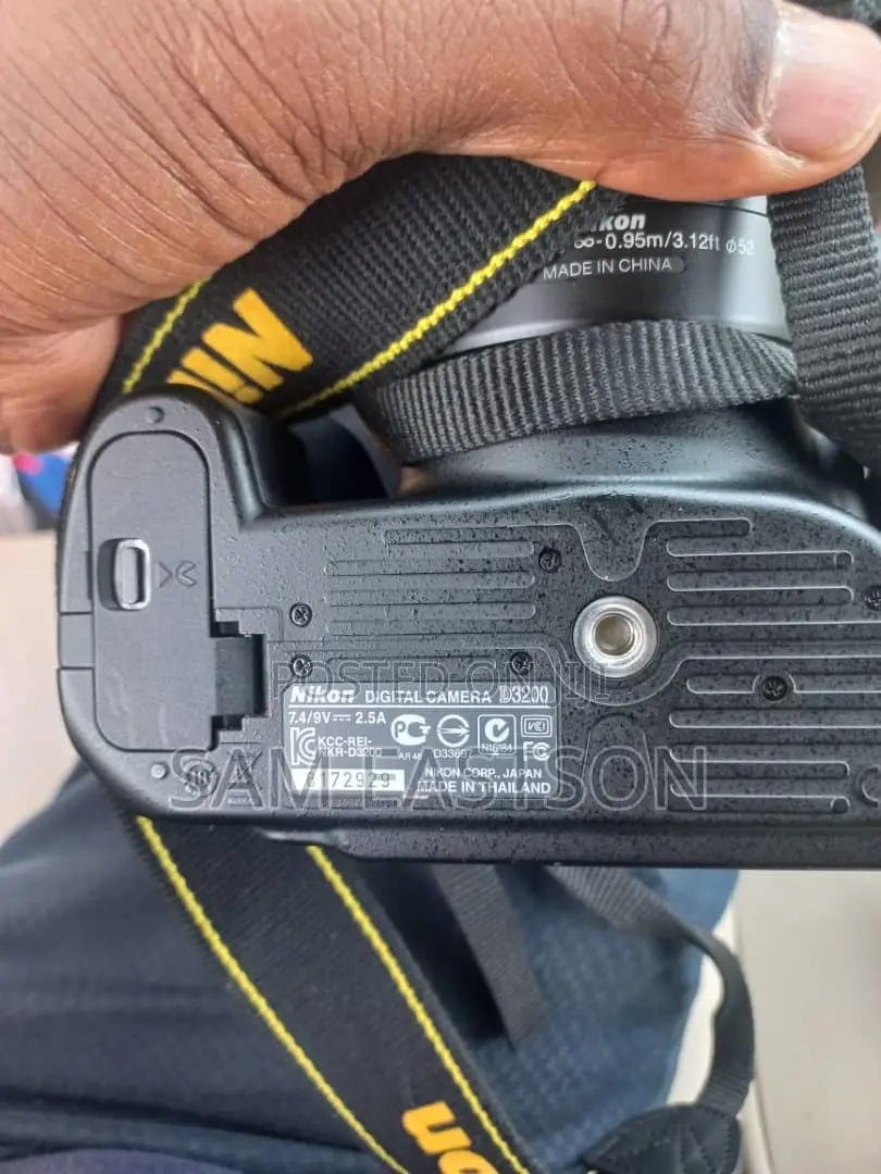 Nikon D 3200 Brand New Europe