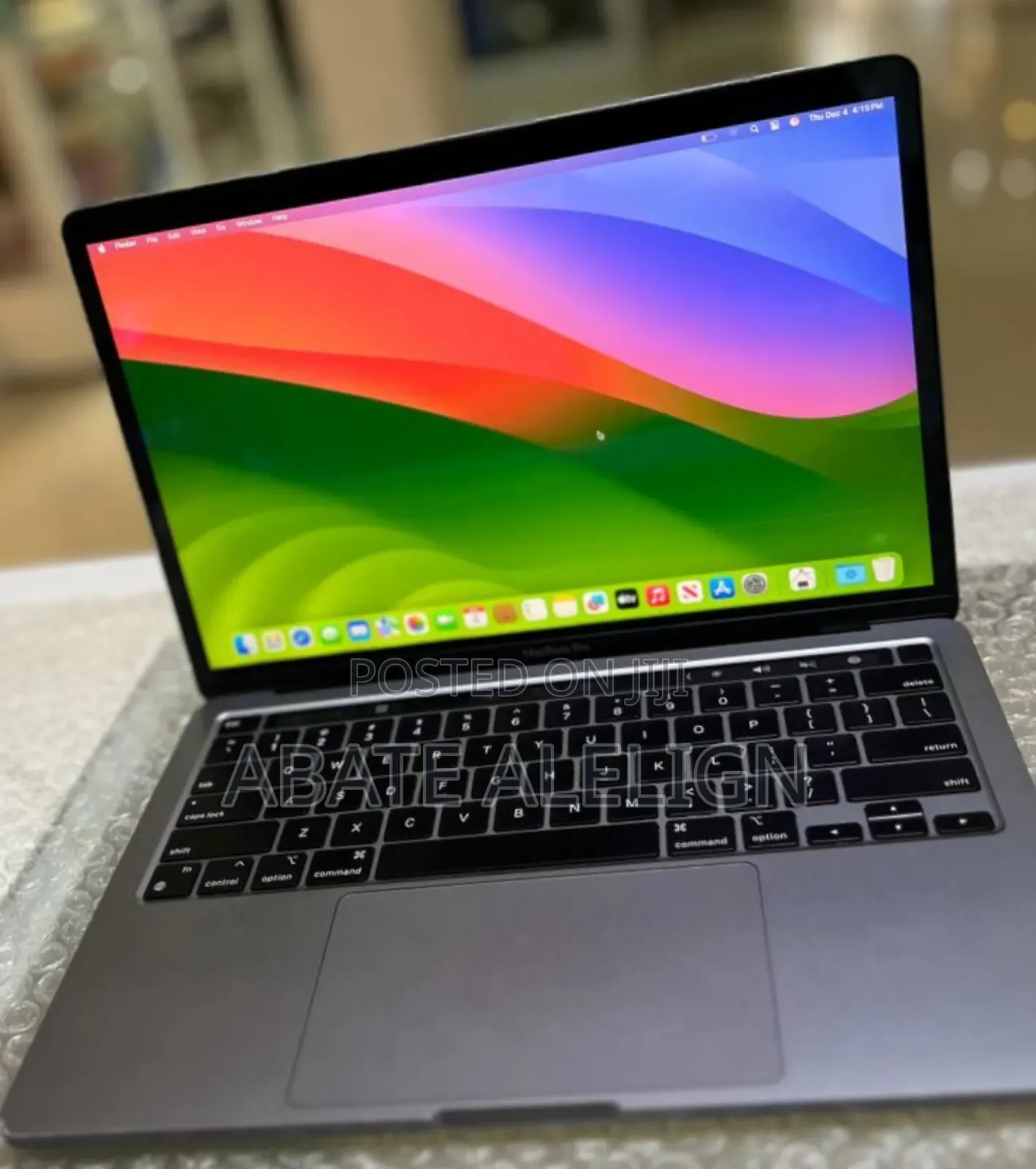 New Laptop Apple MacBook Pro M1 8GB Apple M1 Pro SSD 256GB