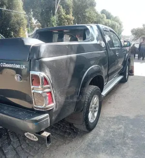 Toyota Hilux 2012 Black