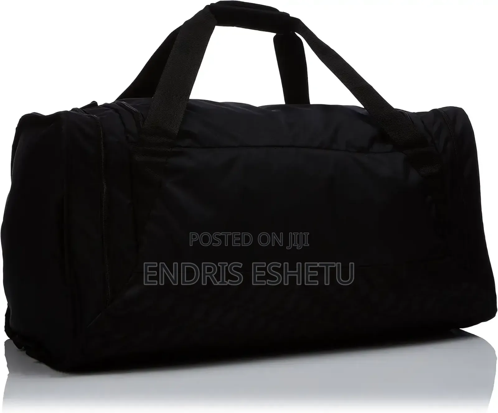 Nikes Sport Bag የስፖርት ፖርሳ