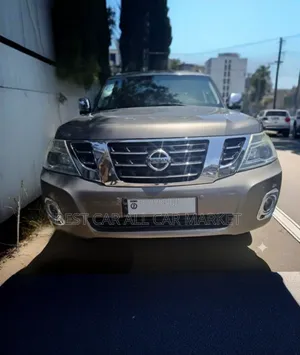 Nissan Patrol 2016 Brown