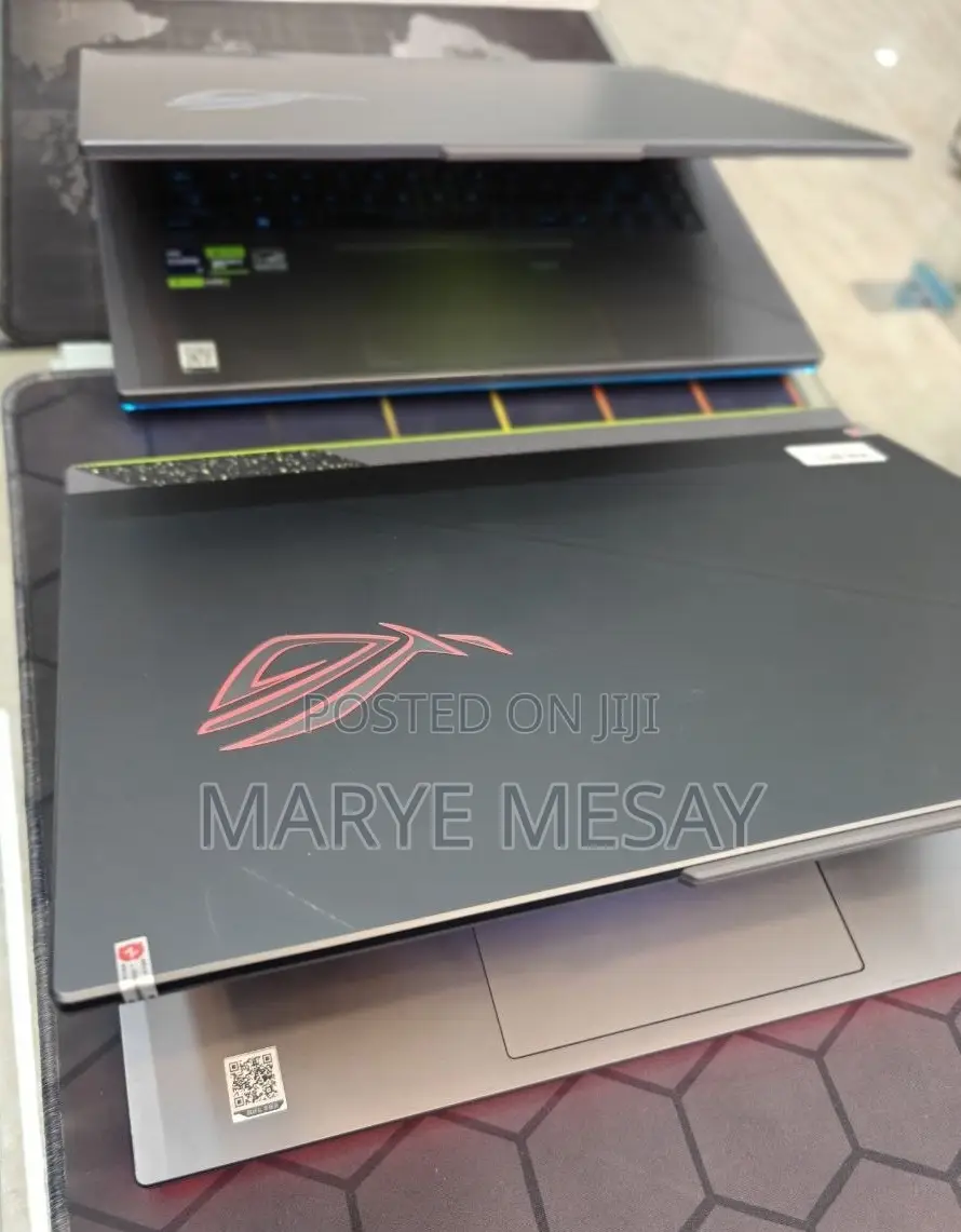 New Laptop Asus ROG Strix G15 32GB Intel Core I9 SSD 1T