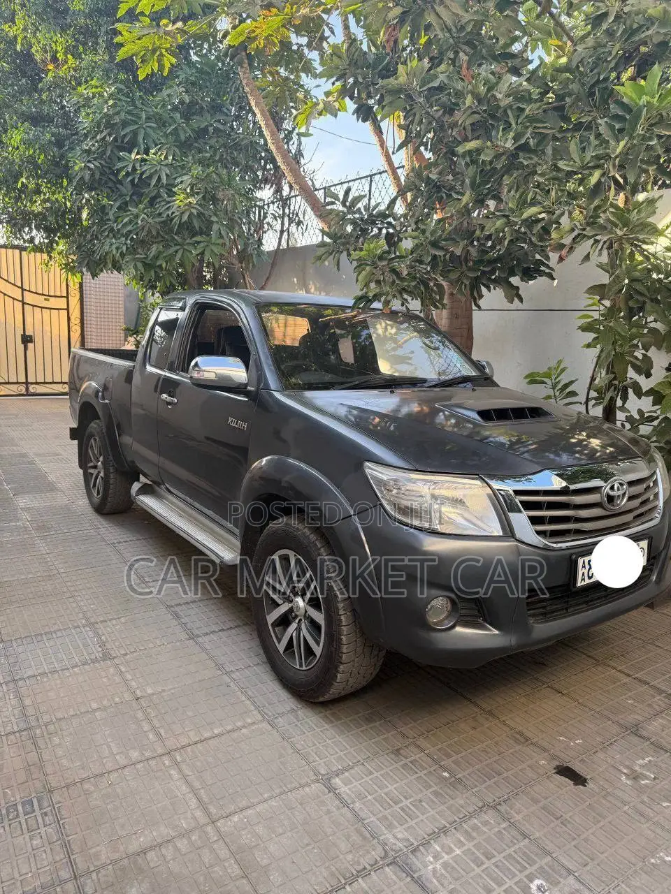 Toyota Hilux 3.0 D-4D 4x4 2015 Gray