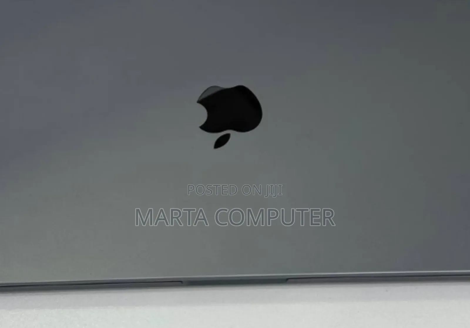 New Laptop Apple MacBook Air 2022 M2 8GB Apple M2 SSD 256GB