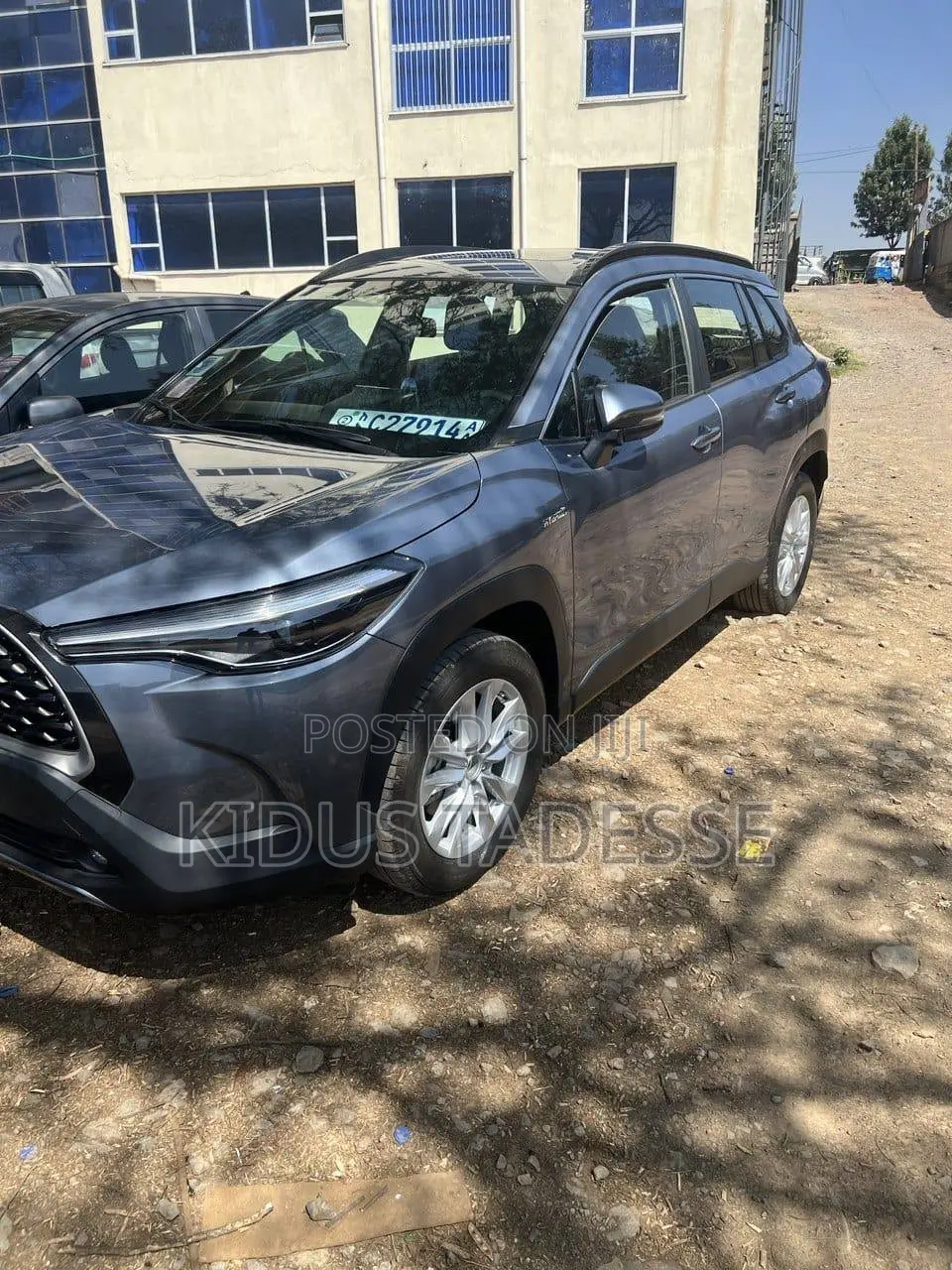 Toyota Corolla Cross Hybrid 2024 Gray