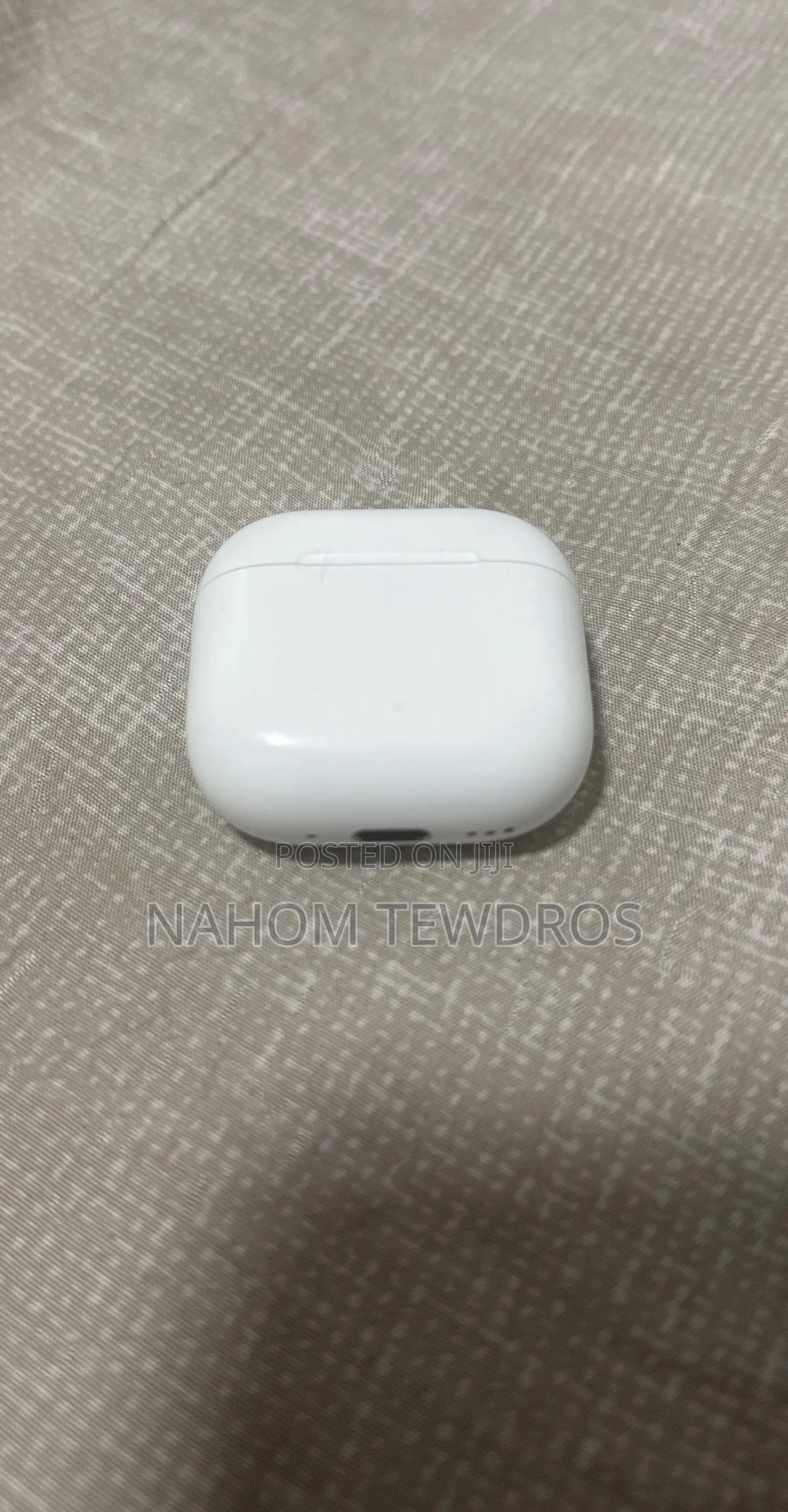 Airpod 4 With Active Noise Cancellation