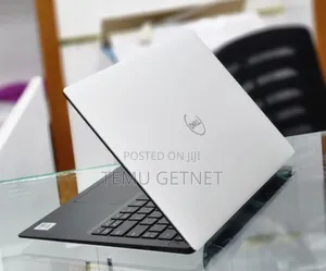 New Laptop Dell XPS 13 8GB Intel Core I7 SSD 512GB