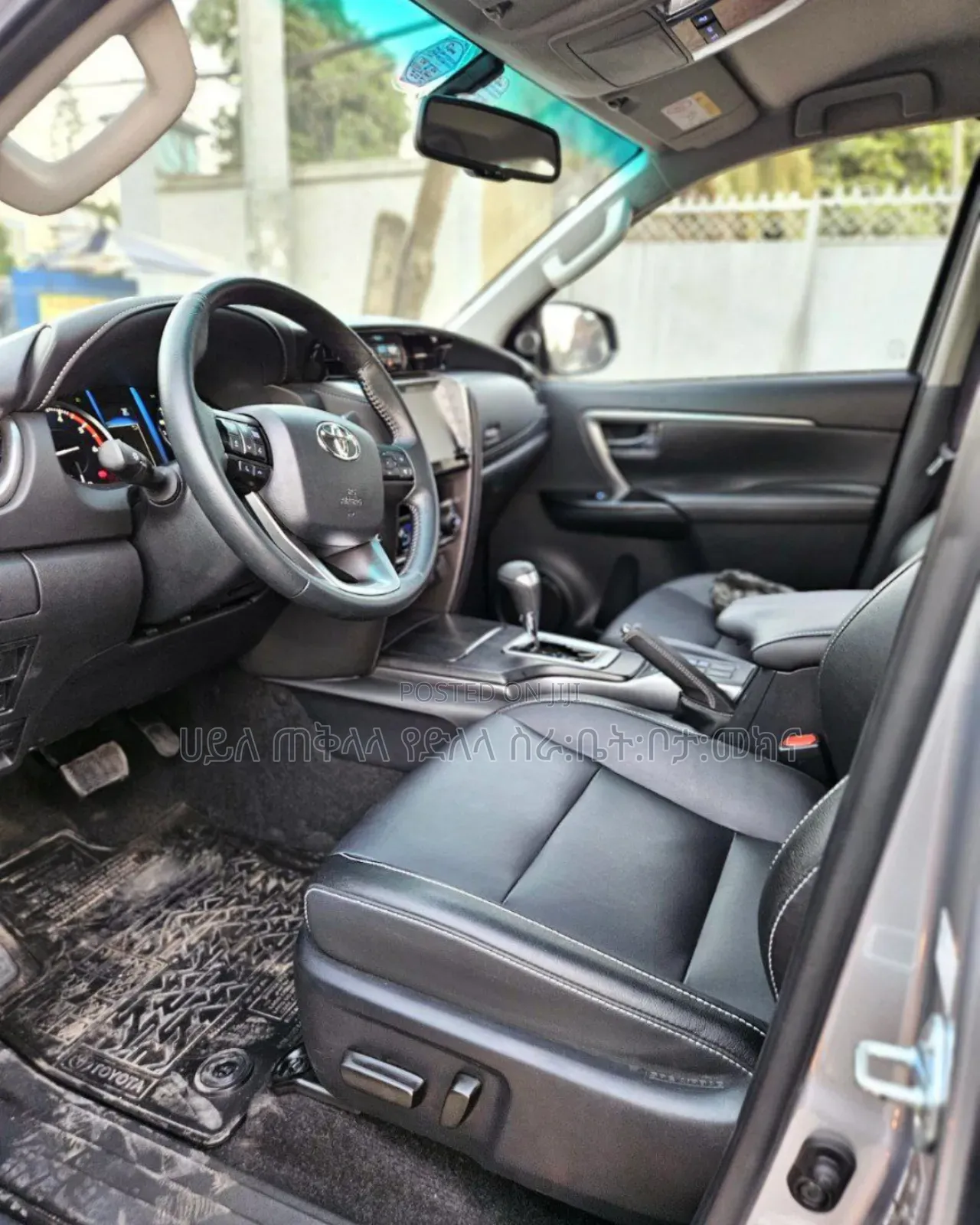 Toyota Fortuner 2023 Teal