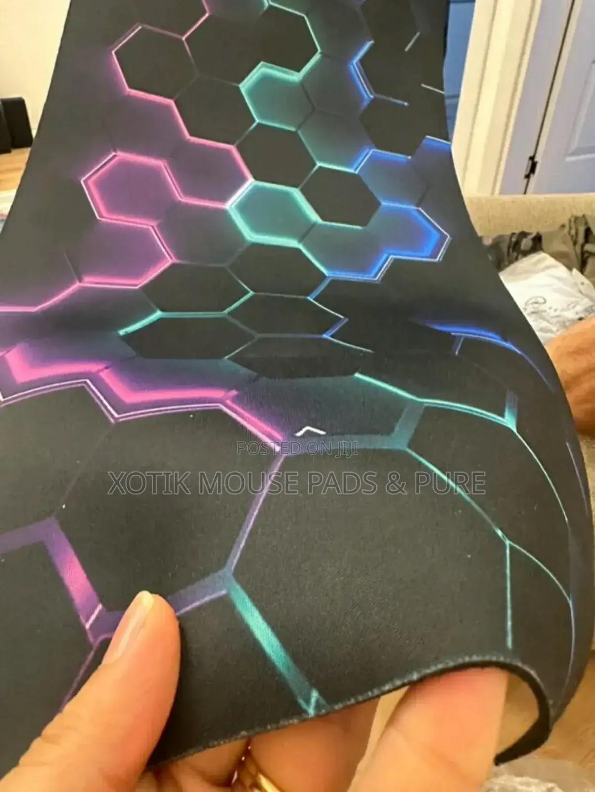 Hexagonal Honeycomb Themed Mouse Pad for Gamers and Office - Desk Mat