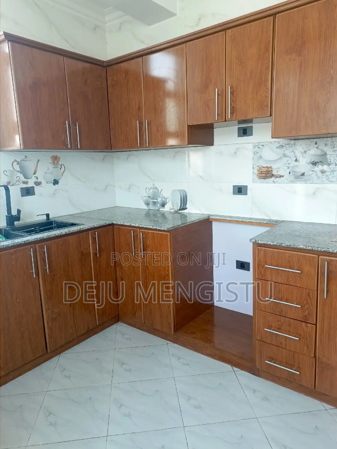 3bdrm Shared Apartment in Sebhulut 72, Bole for rent