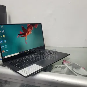 New Laptop Dell XPS 13 8GB Intel Core I5 SSD 256GB