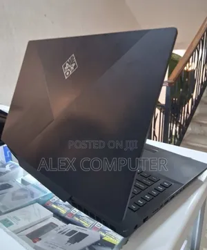 New Laptop HP Omen 17 16GB Intel Core I7 SSD 512GB