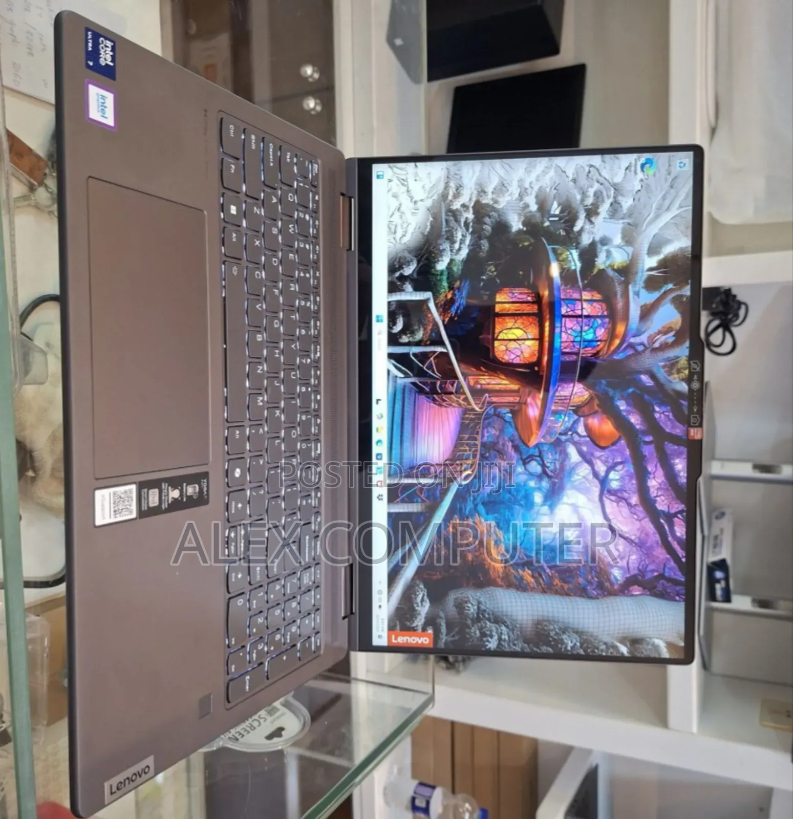 New Laptop Lenovo Yoga 7i 16GB Intel Core Ultra 7 SSD 1T