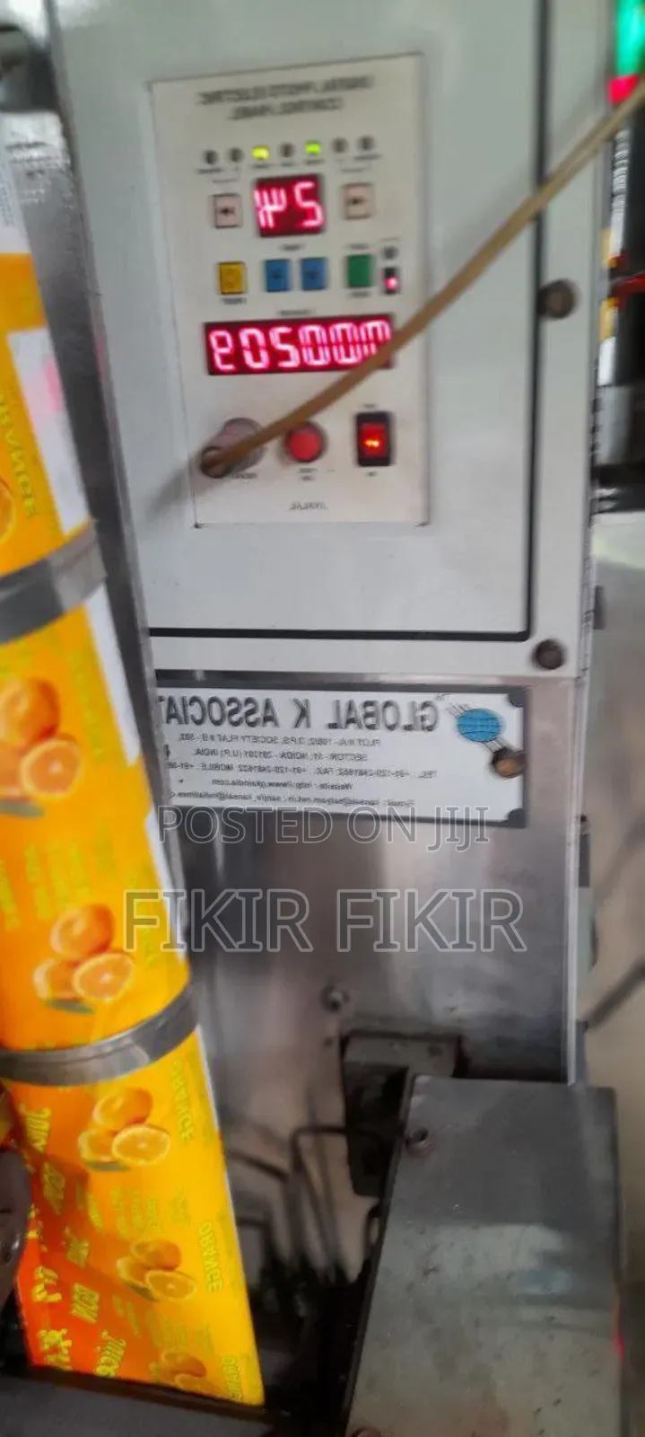 Pneumatic Sauce Packaging Machine