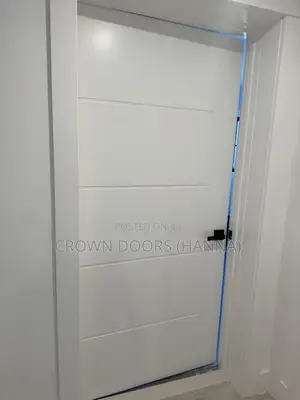 Crown Door/Engineered Wooden Door Made of Different Composit Material