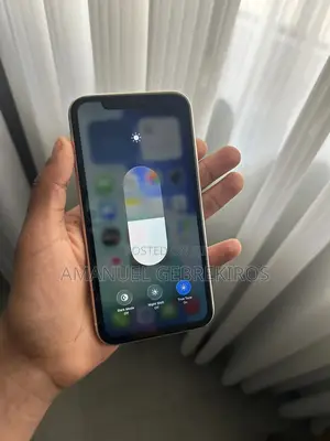 Apple iPhone 11 128 GB White