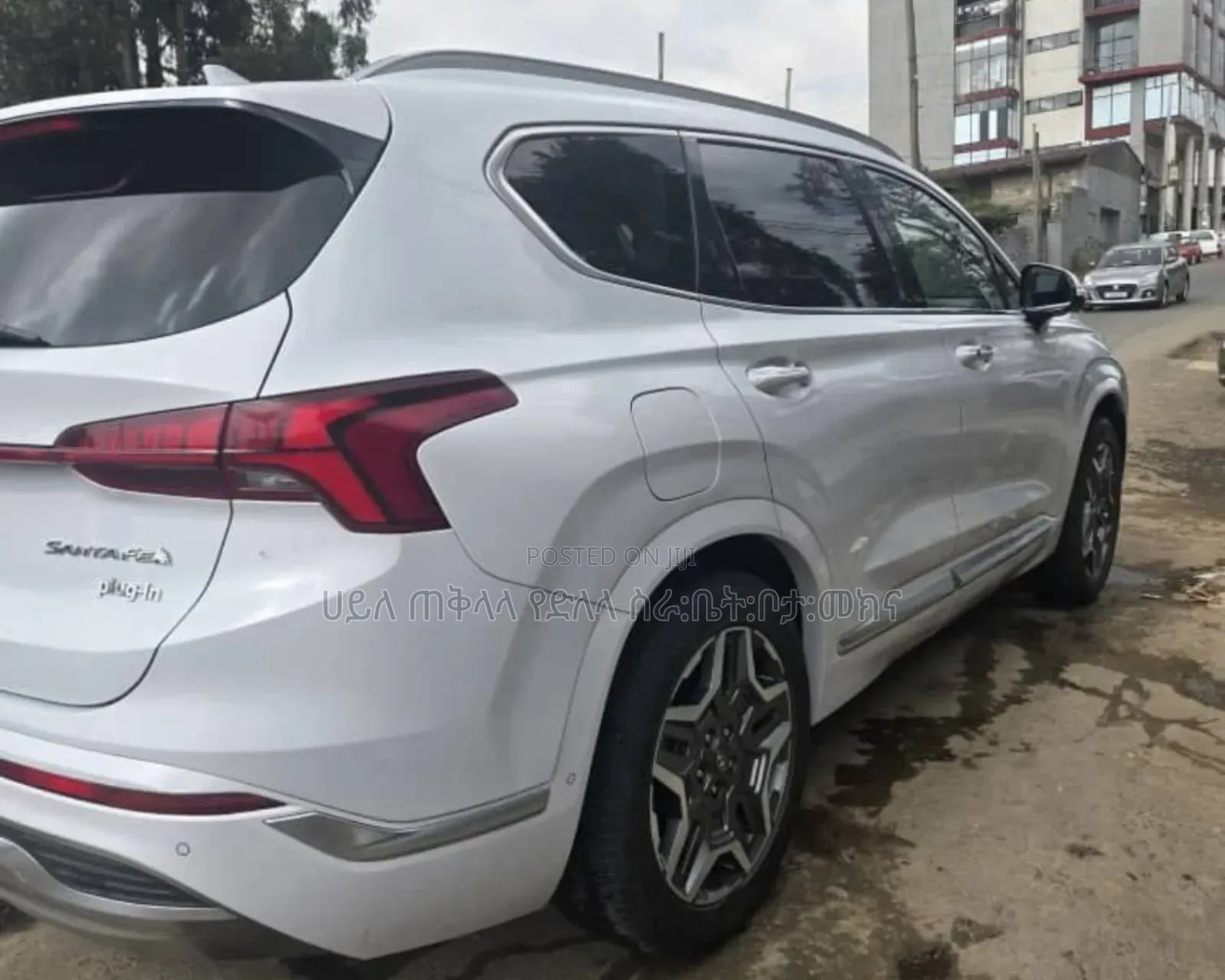 Hyundai Santa Fe Plug-In Hybrid 2023 Off white