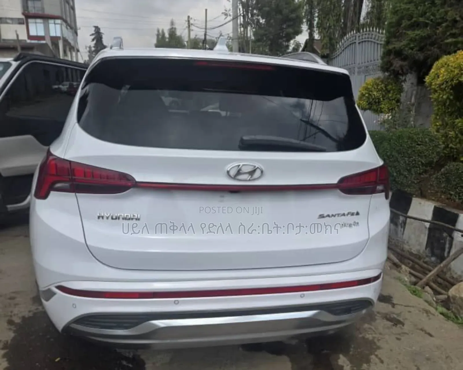 Hyundai Santa Fe Plug-In Hybrid 2023 Off white