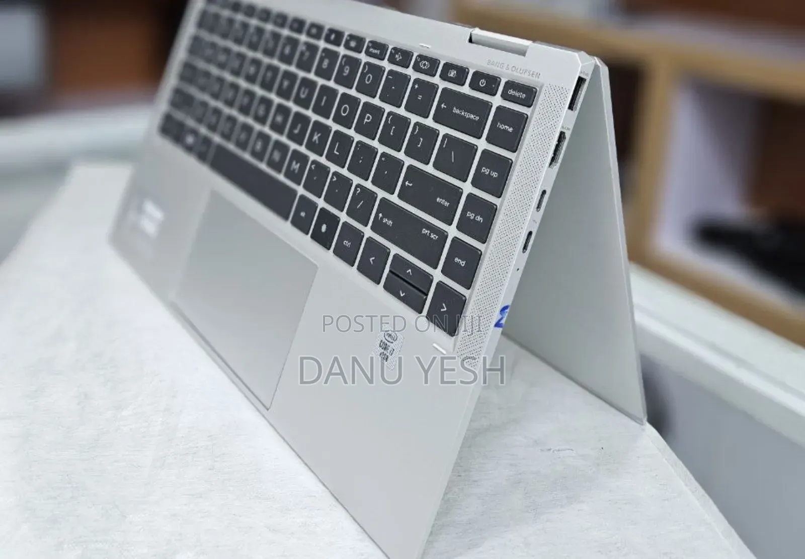 New Laptop HP EliteBook X360 1040 G7 16GB Intel Core I7 SSD 512GB