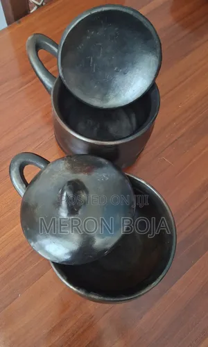 የሸክላ ድስት በተለያየ መጠንና አይነት