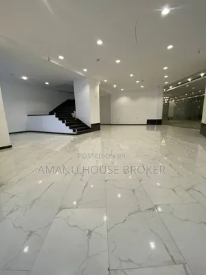 አስቸኳይ የሚሸጥ ለቢሮ፣ለሱፐር ማርኬት ፣ለሬስቱራንትና ለካፌ የሚሆን