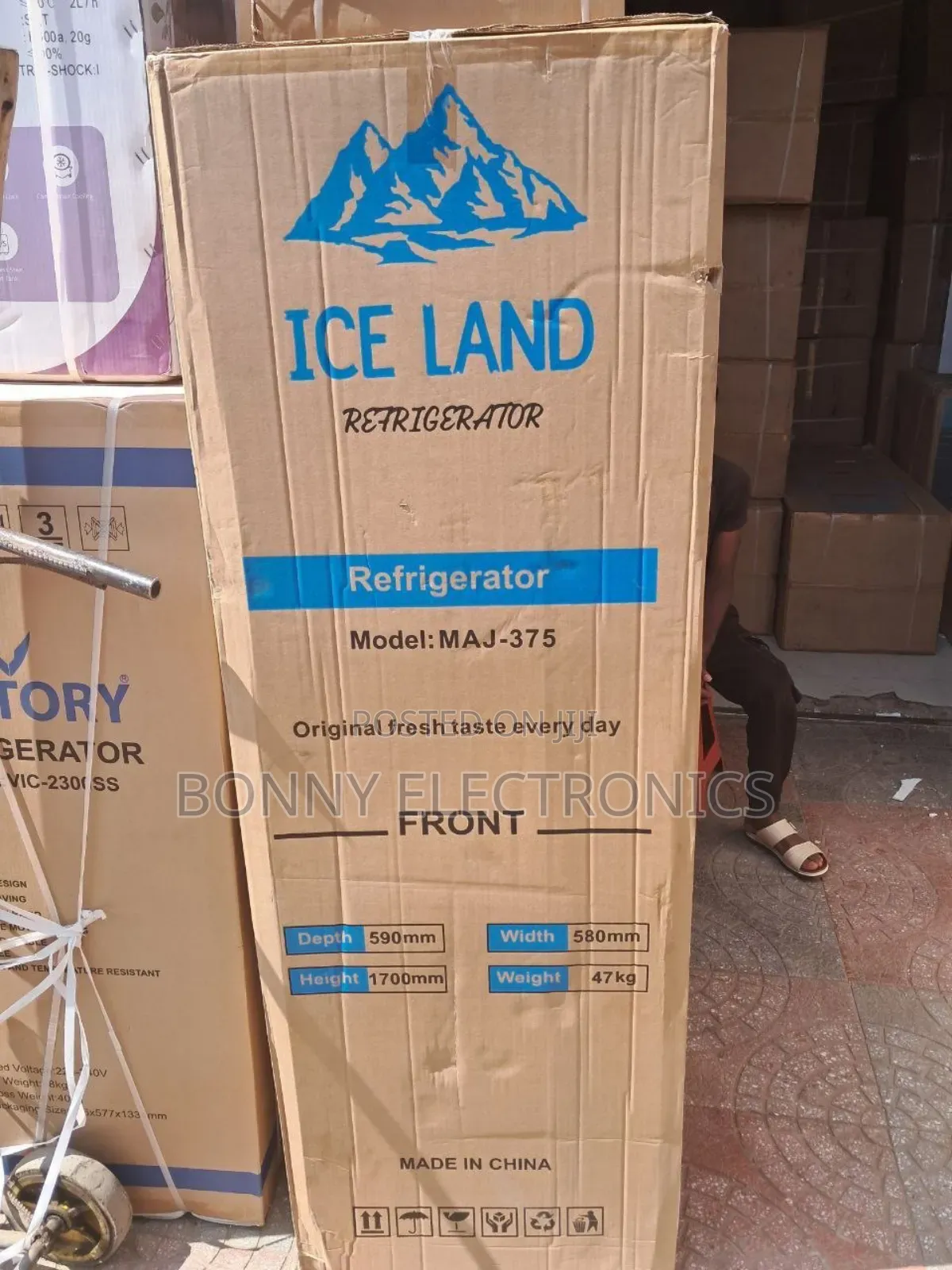 Iceland Refrigerator Model-375