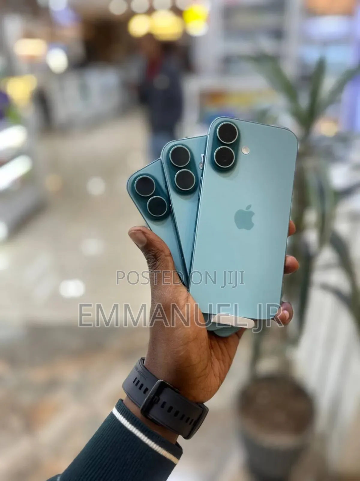 New Apple iPhone 16 128 GB Green