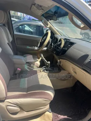 Toyota Fortuner 2011 White