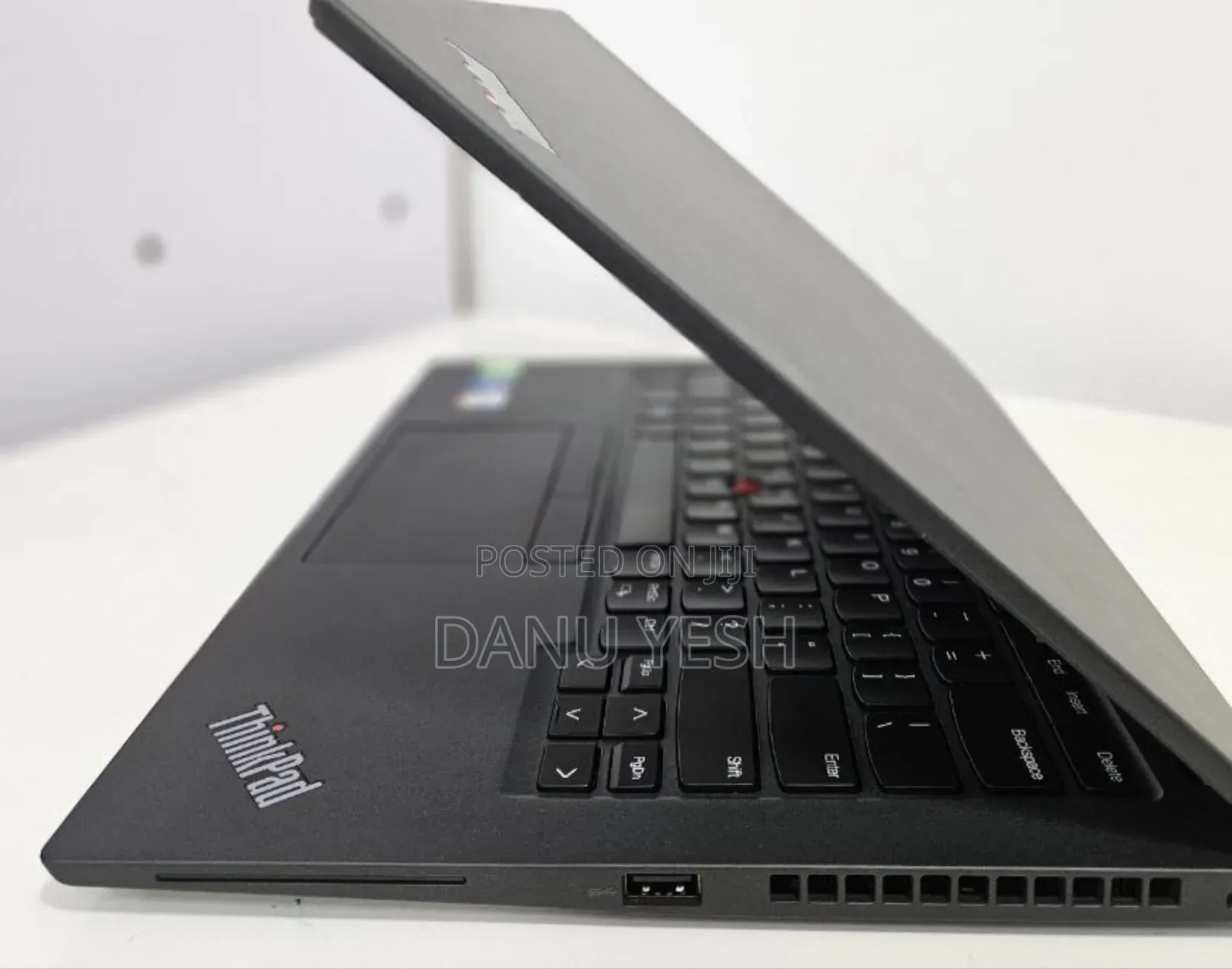 New Laptop Lenovo ThinkPad T14 16GB Intel Core I7 SSD 512GB