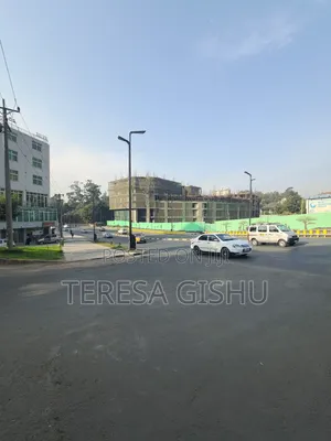 3bdrm Apartment in Jenboro Real Estate, Lideta for sale