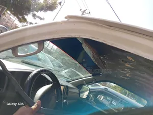 Toyota HiAce 2007 White