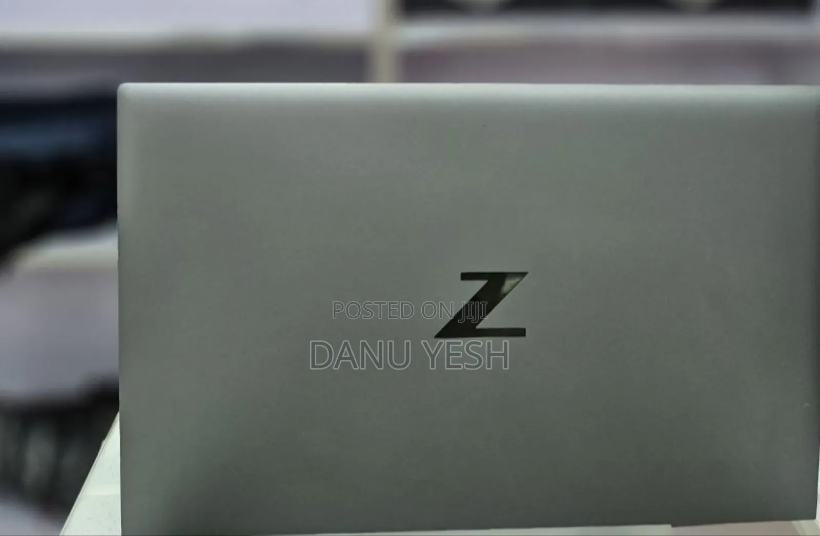 New Laptop HP ZBook Firefly 14 G7 16GB Intel Core I7 SSD 512GB