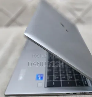 New Laptop HP ZBook Firefly 14 G7 16GB Intel Core I7 SSD 512GB