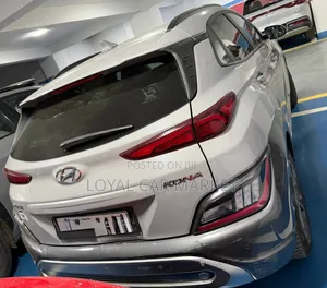 Hyundai Kona 2021 White