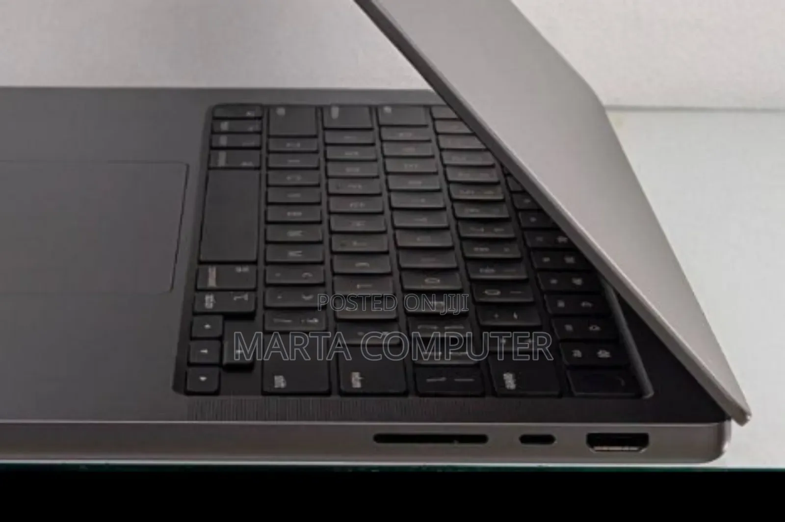 New Laptop Apple MacBook Pro M1 16GB Apple M1 SSD 512GB