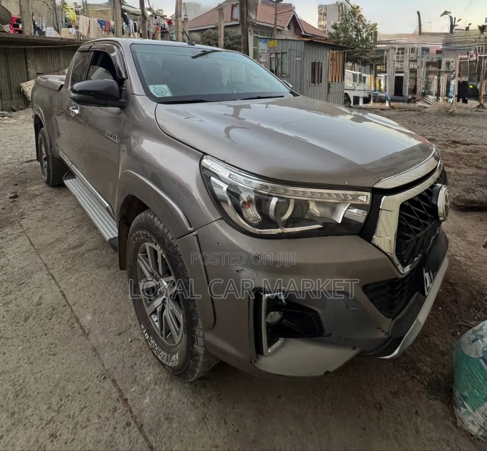 Toyota Hilux 2020 Gray