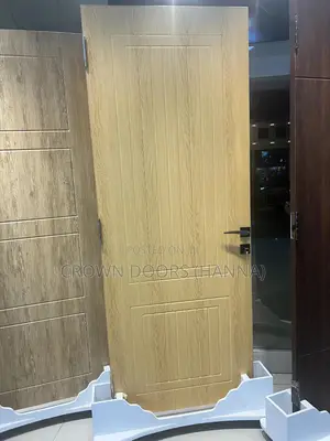 Crown Door/Engineered Wooden Door Made of Different Composit Material