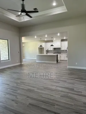 3bdrm Apartment in ተምር, Yeka for sale