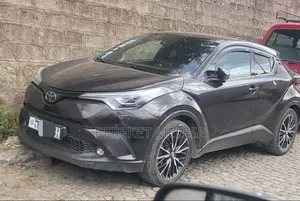 Toyota C-HR LE FWD 2019 Matt Black