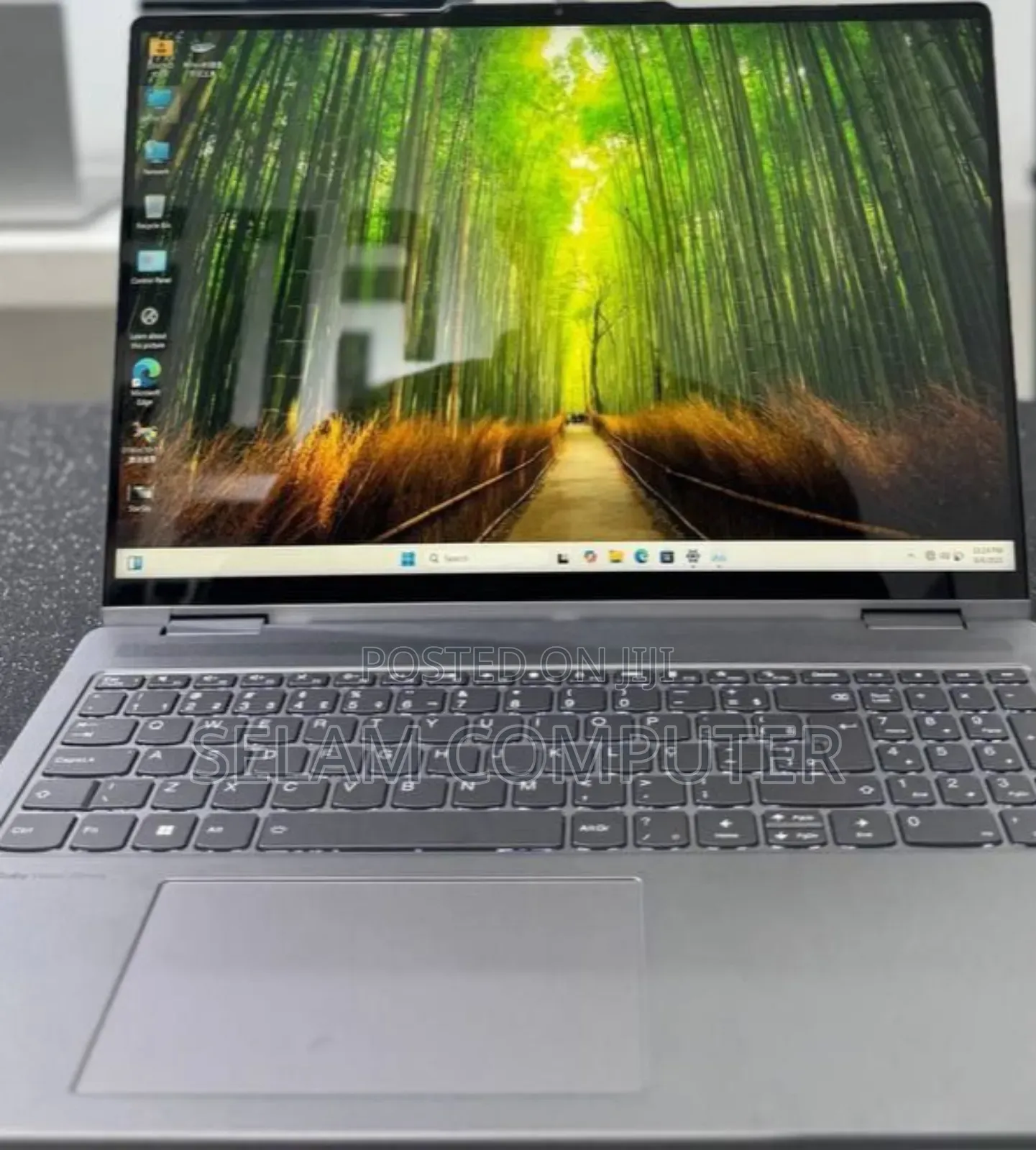 New Laptop Lenovo Yoga 700 16GB AMD Ryzen 5 SSD 512GB