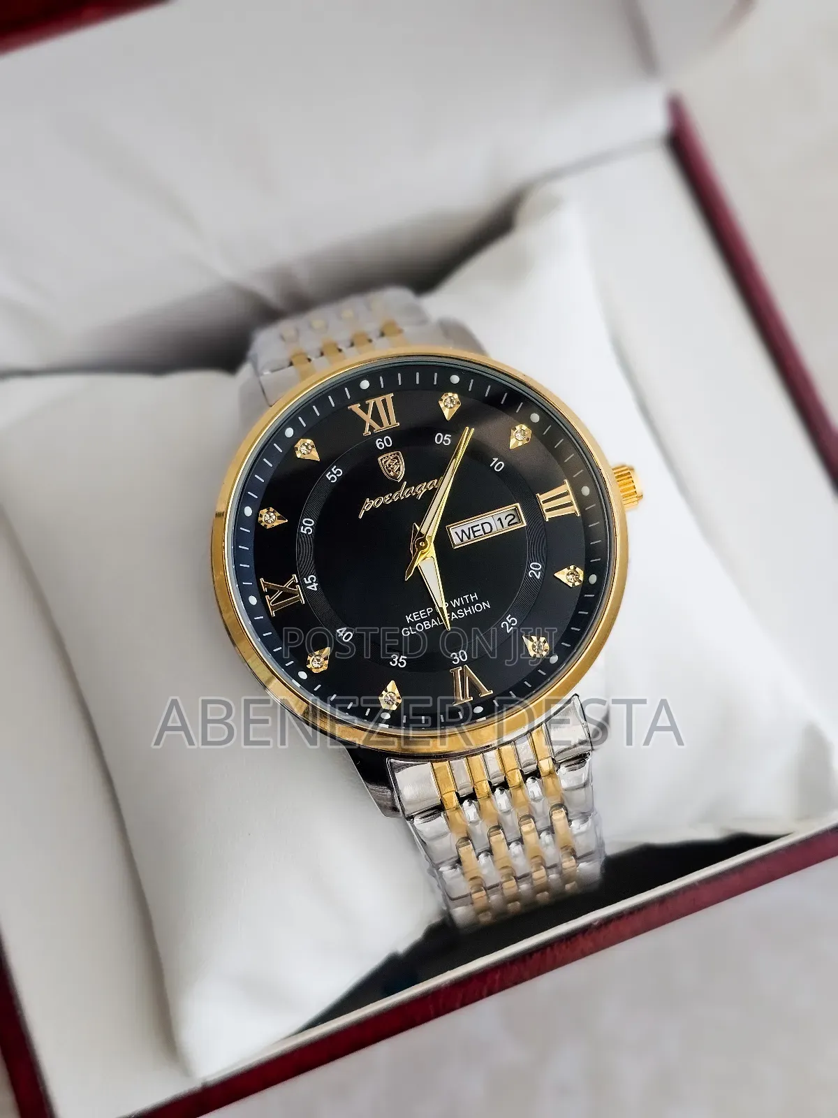 Poedagar Men's Quartz Watch With a Two-Tone Stainless Steel Band