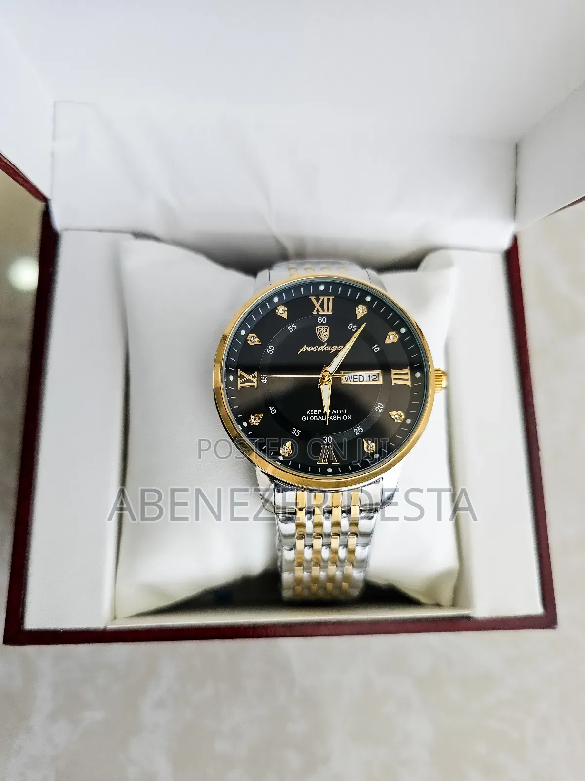 Poedagar Men's Quartz Watch With a Two-Tone Stainless Steel Band