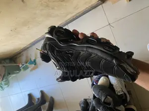 Nike Air Max Plus "Triple Black"